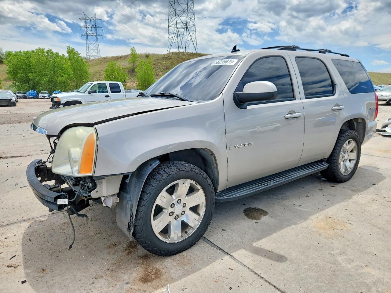 Salvage GMC Yukon Image