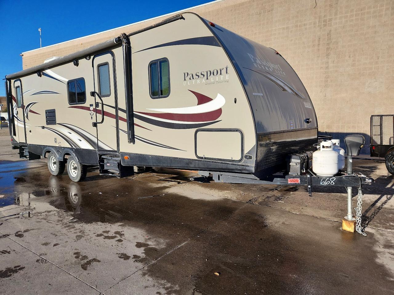 Salvage Kyrv Trailer Image