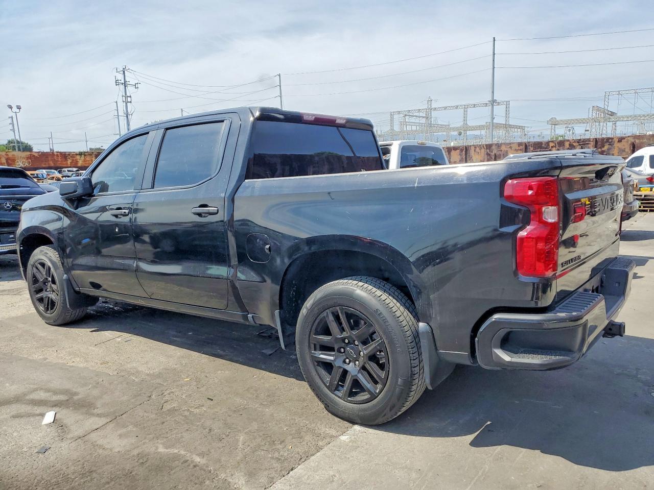 Chevrolet Silverado C1500 Custom
