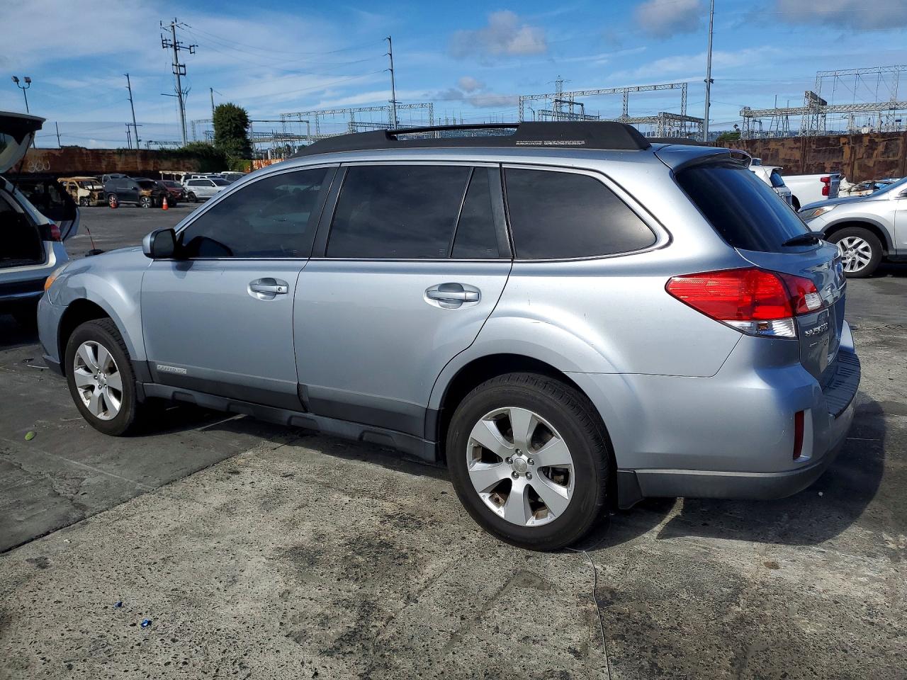 Subaru Outback 2.5i Premium