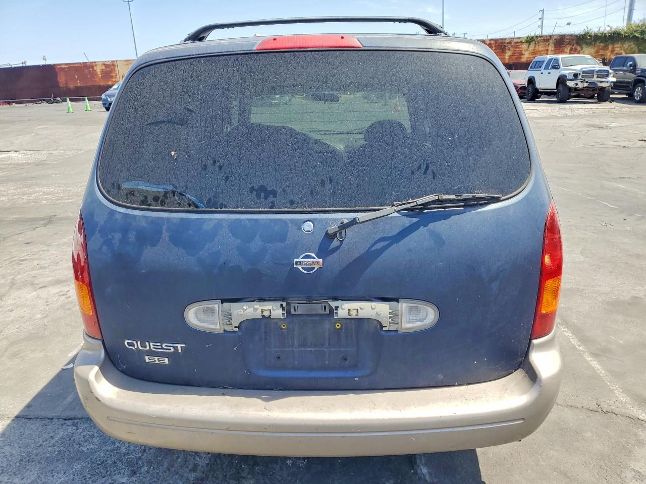Nissan Quest Gxe
