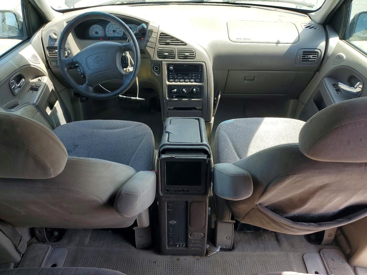 Nissan Quest Gxe