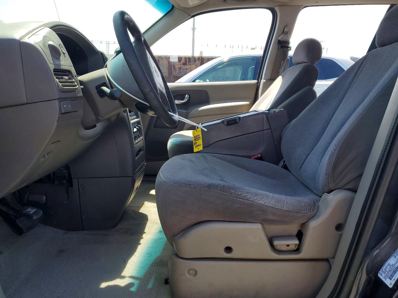 Nissan Quest Gxe