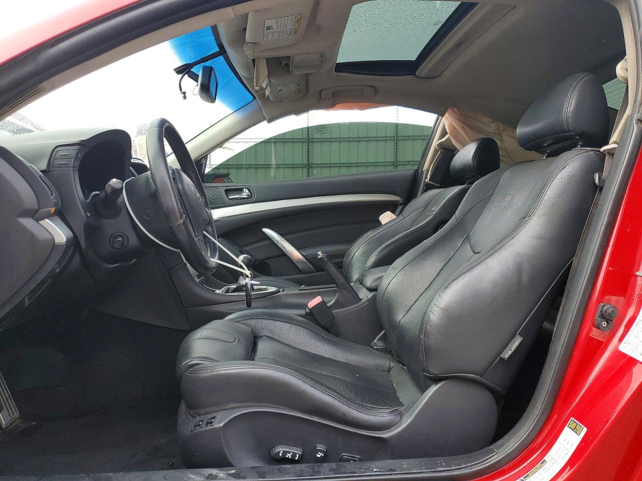 INFINITI G37 Base