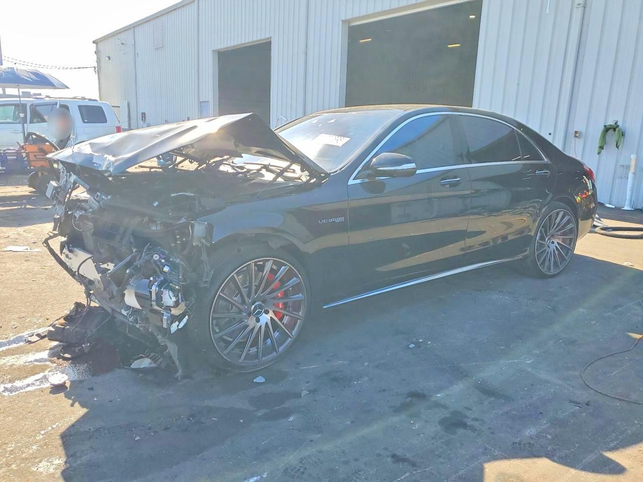 Salvage Mercedes-Benz S-Class Image