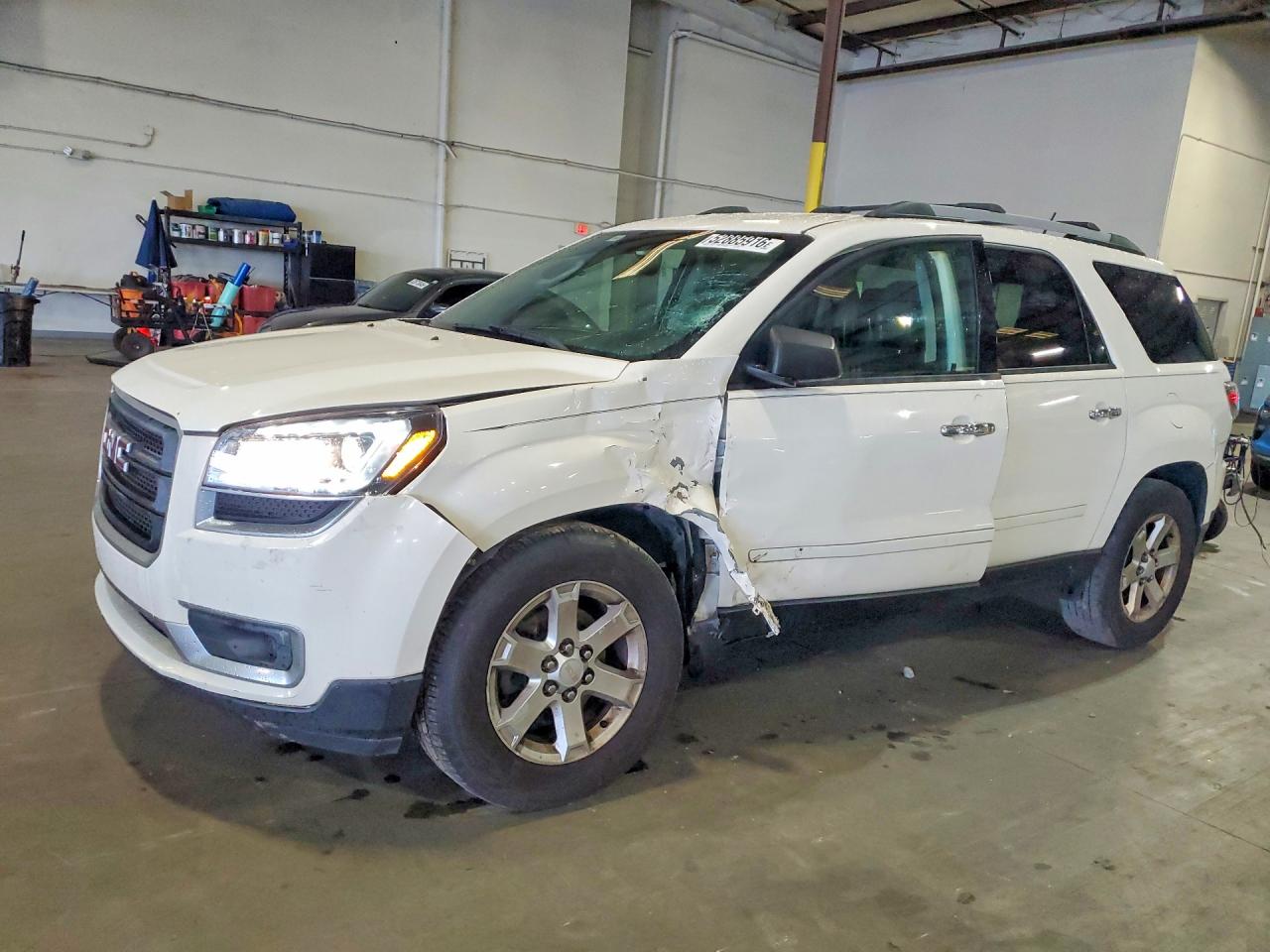 Salvage GMC Acadia Image