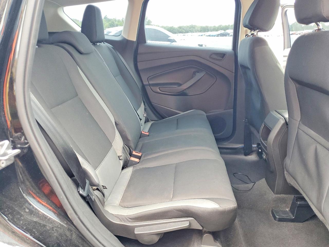 Ford Escape S
