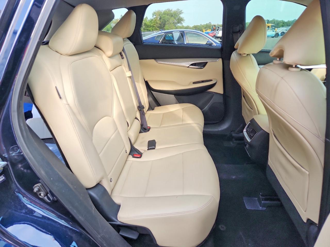 INFINITI Qx Luxe