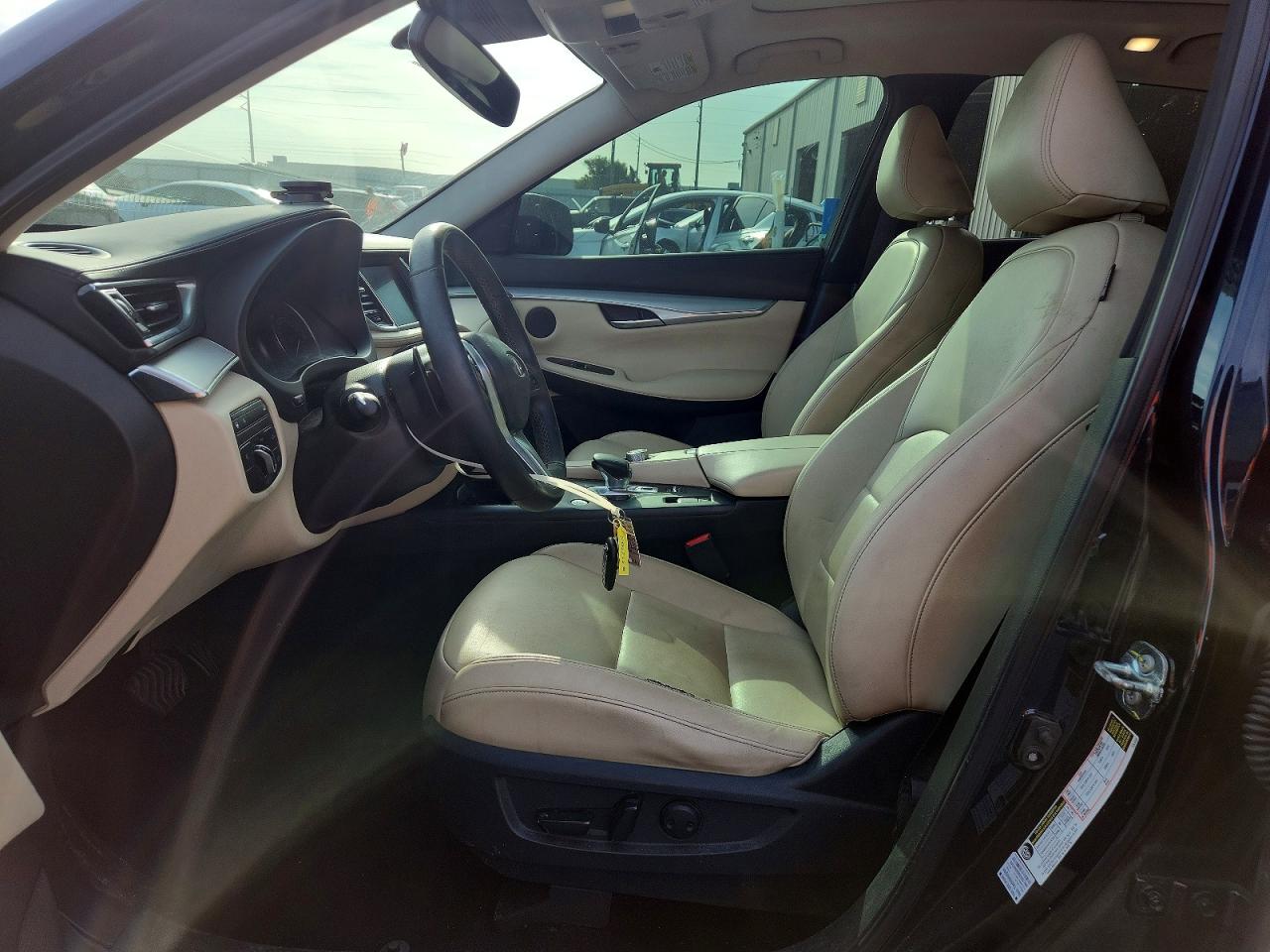 INFINITI Qx Luxe