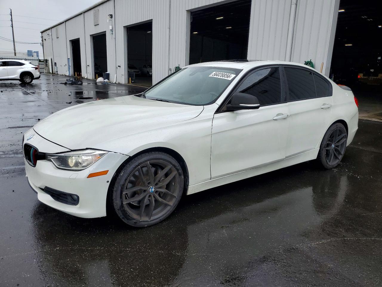 Salvage BMW 3 Series Image
