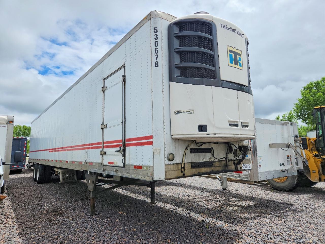 Salvage Utility Trailer Mfg. Other Image
