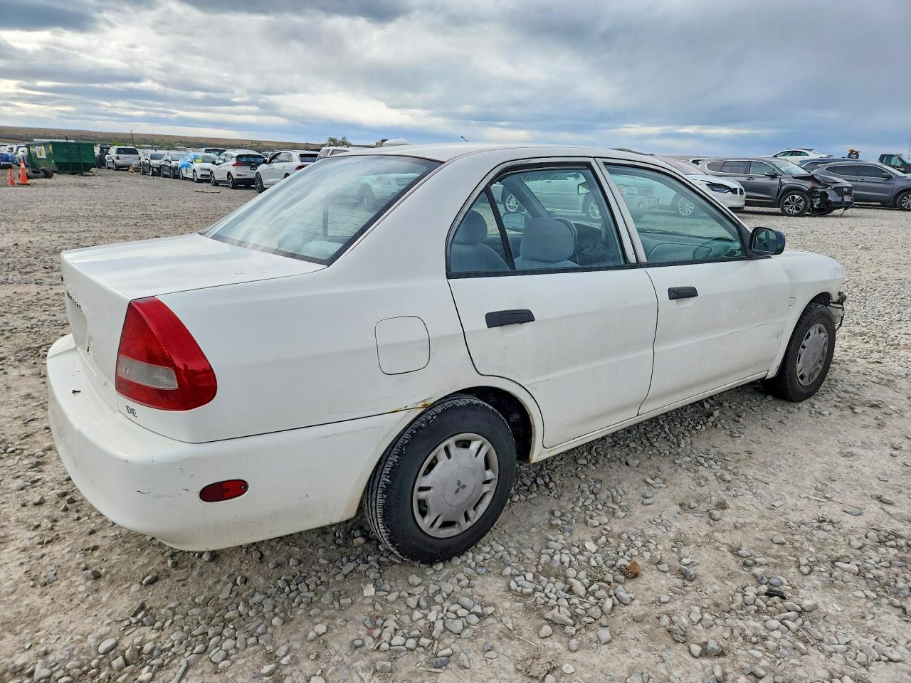 Mitsubishi Mirage De