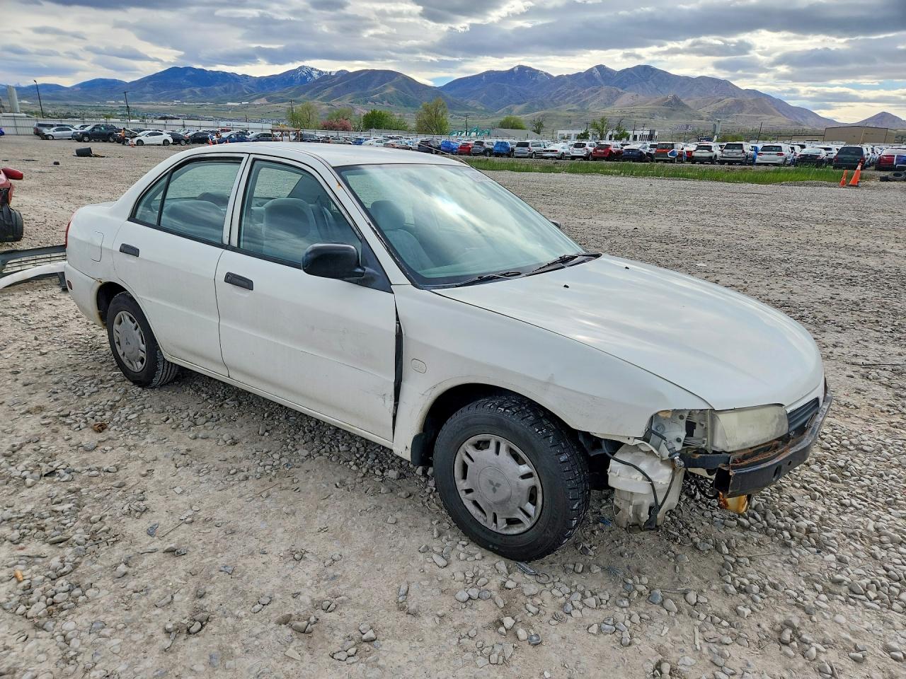 Mitsubishi Mirage De