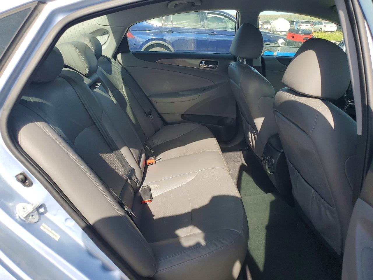 Hyundai SONATA Hybrid