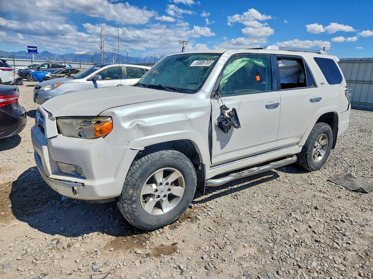 Salvage Toyota 4Runner Image