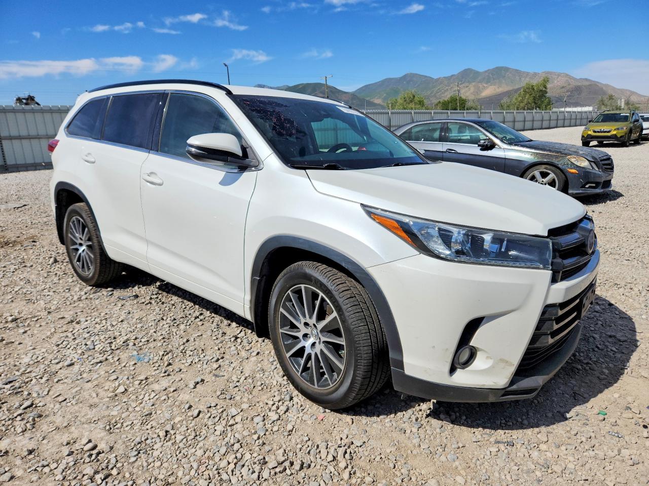 Toyota Highlander Se