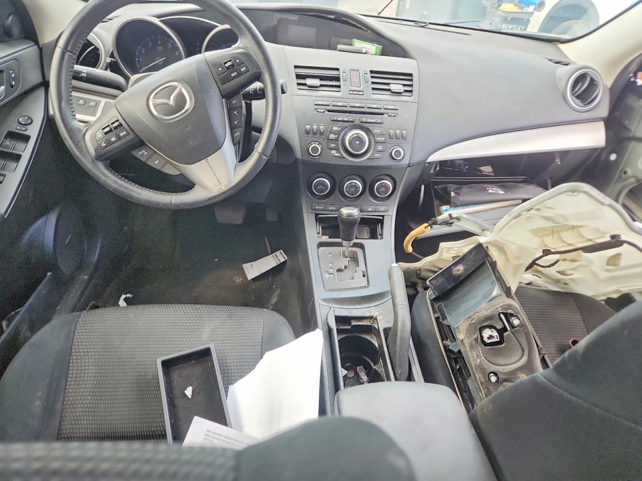 Mazda 3 I