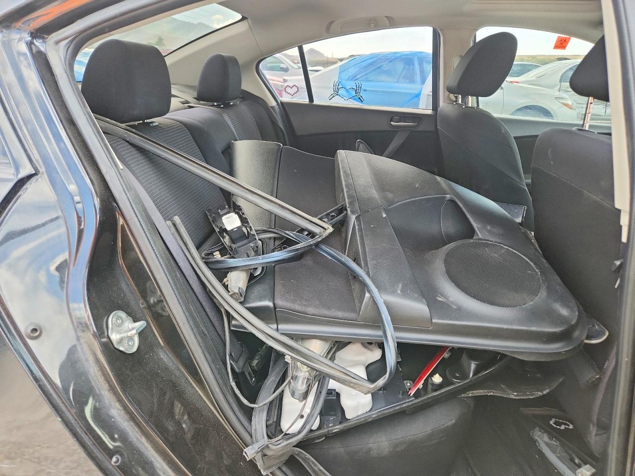 Mazda 3 I