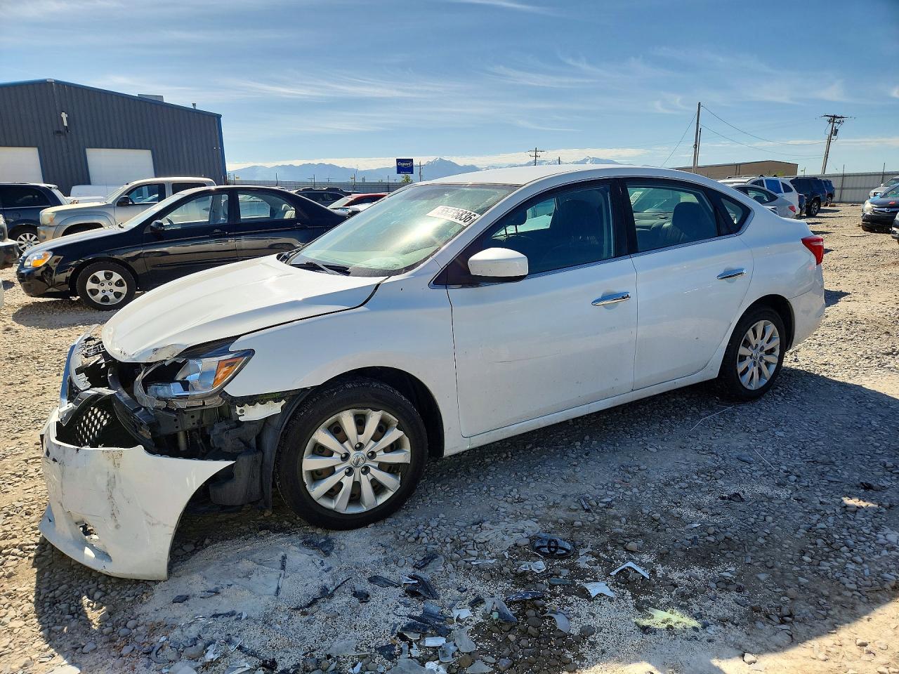 Salvage Nissan Sentra Image