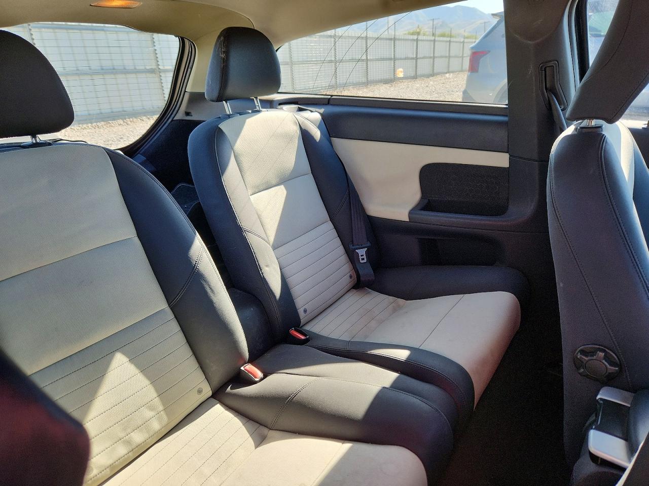 Volvo C30 T5