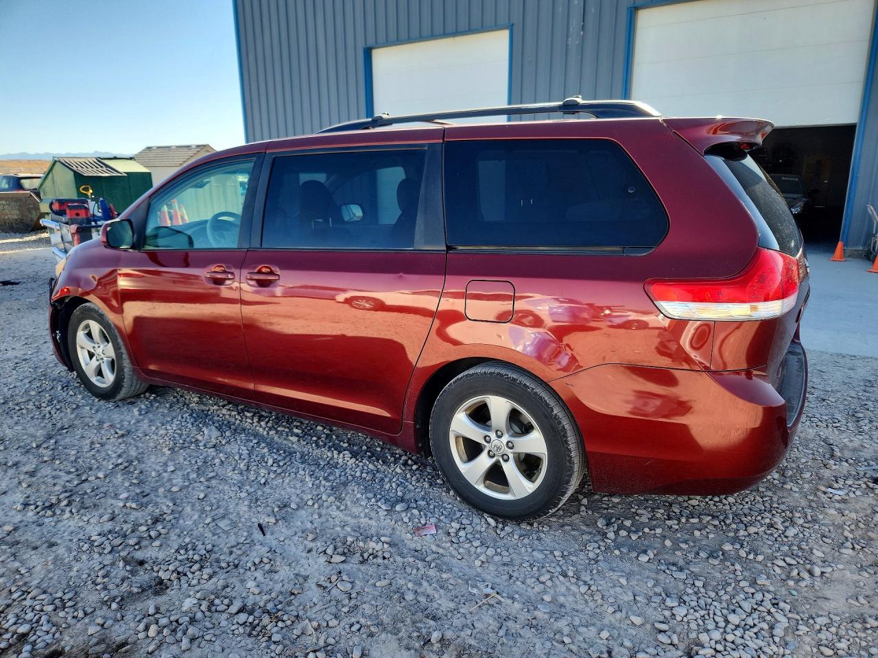Toyota Sienna Le