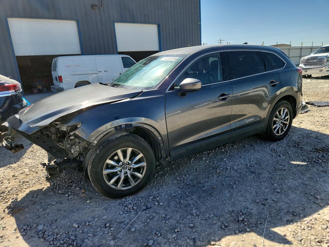 Salvage Mazda Cx Image