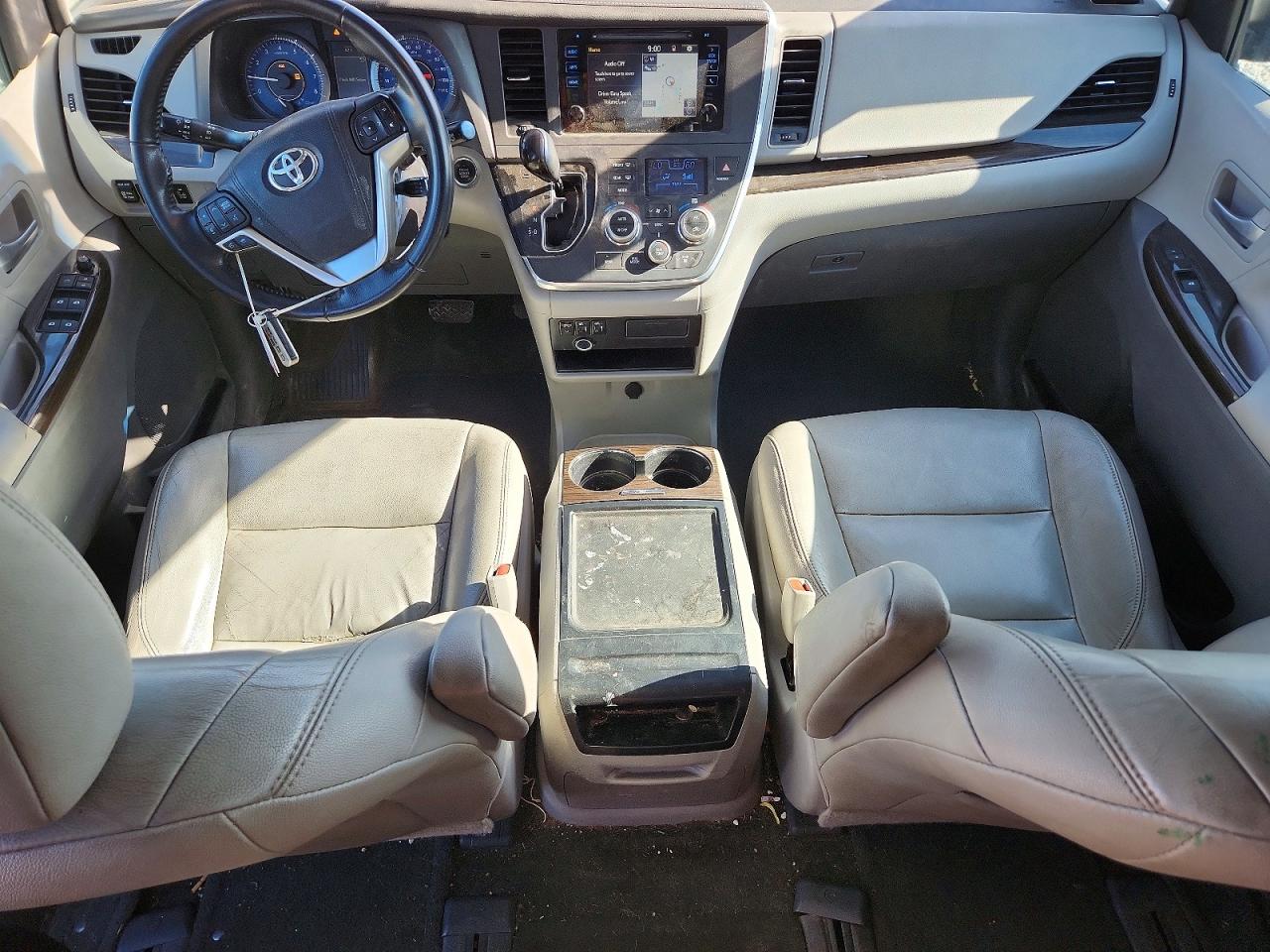 Toyota Sienna Xle 7-passenger