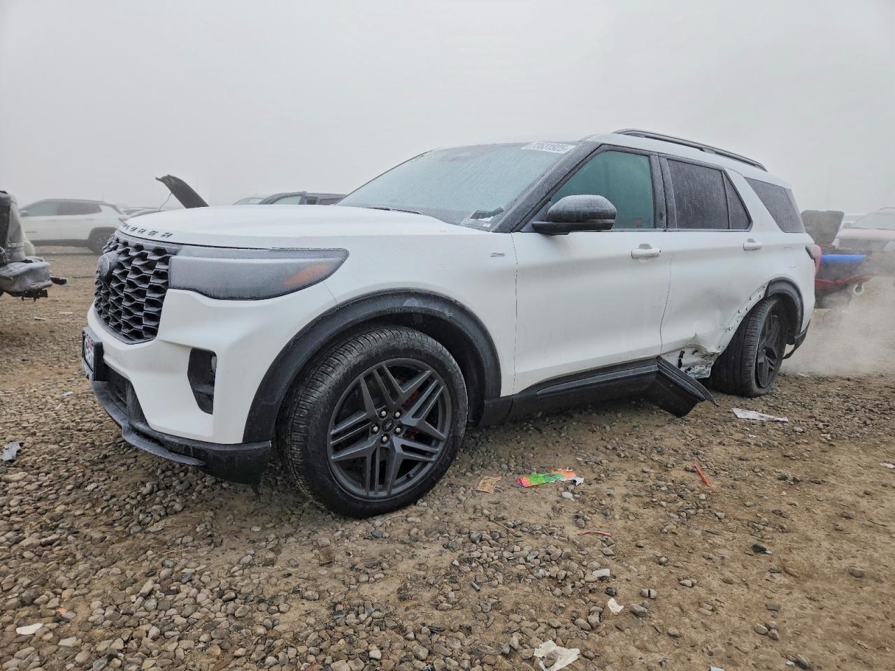 Salvage Ford Explorer Image