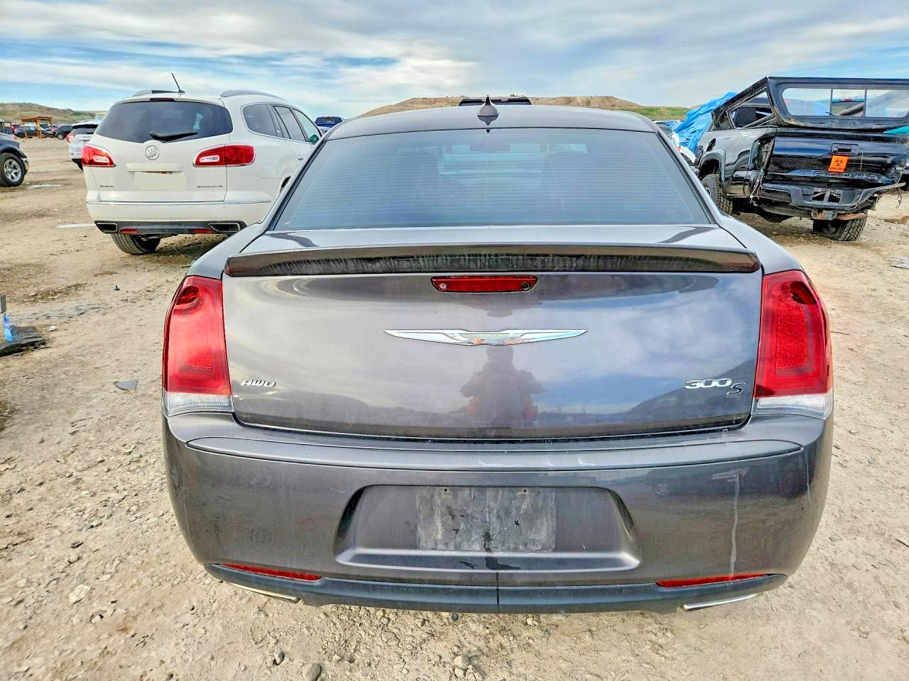 Chrysler 300 S