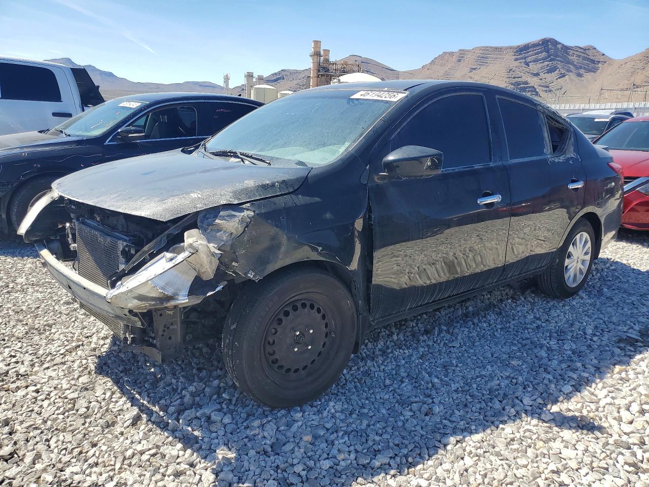 Salvage Nissan Versa Image