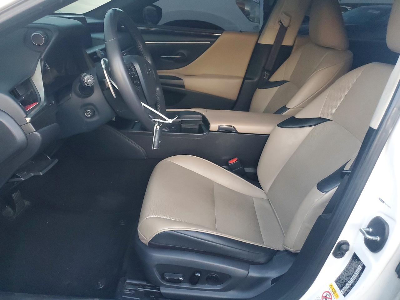 Lexus Es Base