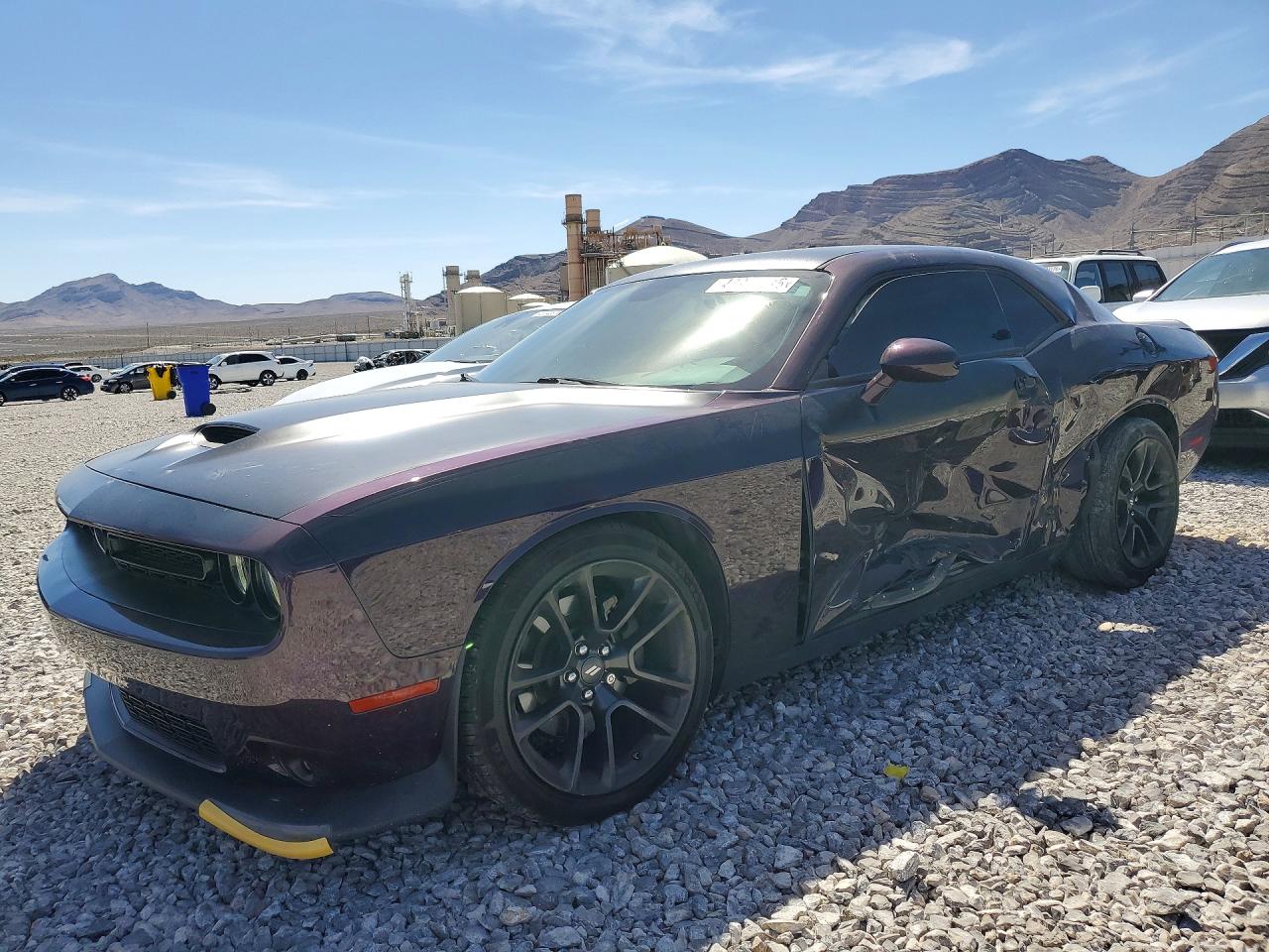 Salvage Dodge Challenger Image