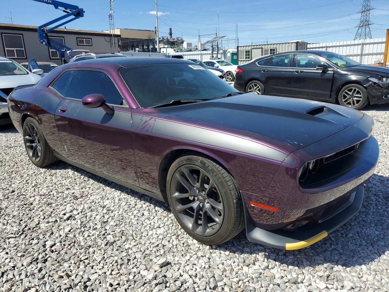 Dodge Challenger R