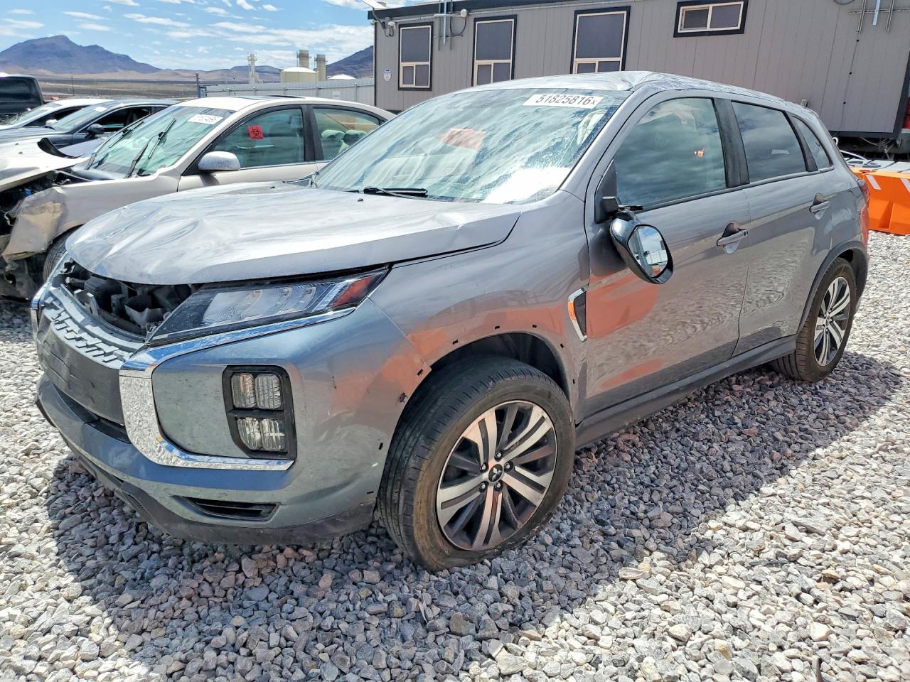 Salvage Mitsubishi Outlander Image