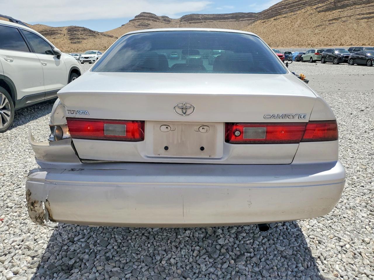 Toyota Camry Le