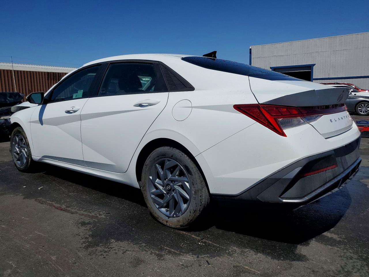 Hyundai ELANTRA Blue