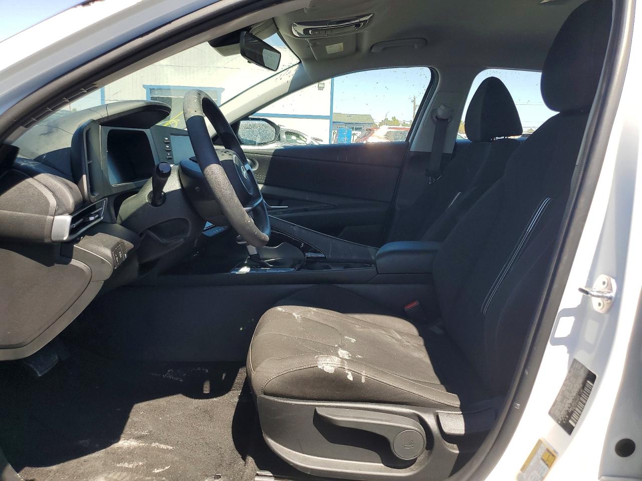 Hyundai ELANTRA Blue