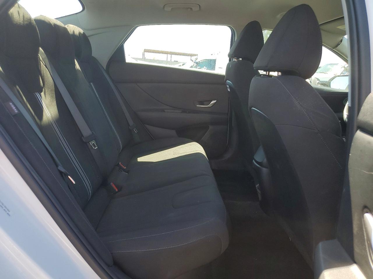 Hyundai ELANTRA Blue