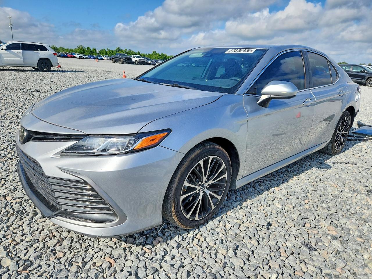 Salvage Toyota Camry Image