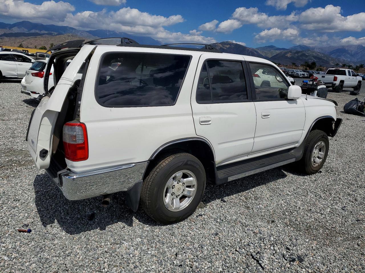 Toyota 4Runner Sr5