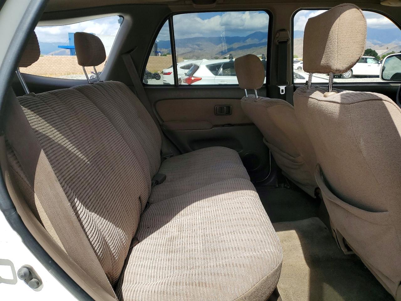 Toyota 4Runner Sr5