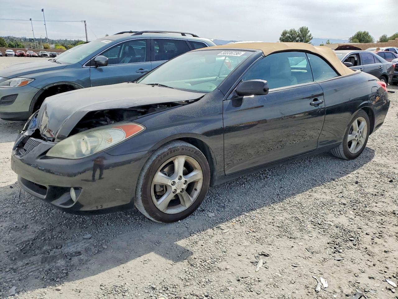 Salvage Toyota Camry Image