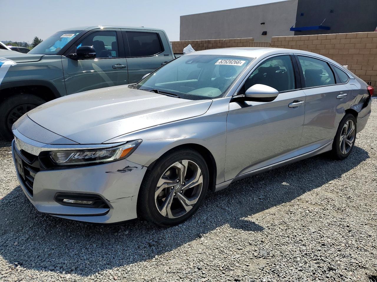 Salvage Honda Accord Image