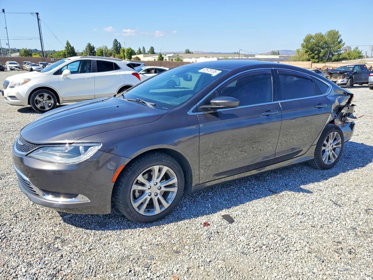 Salvage Chrysler 200 Image