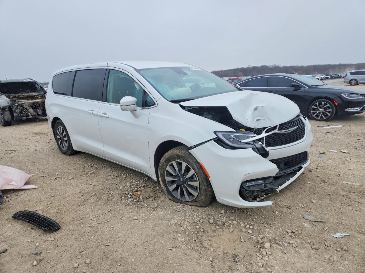 Chrysler Pacifica Hybrid Touring L