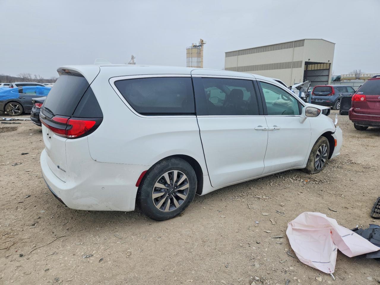 Chrysler Pacifica Hybrid Touring L