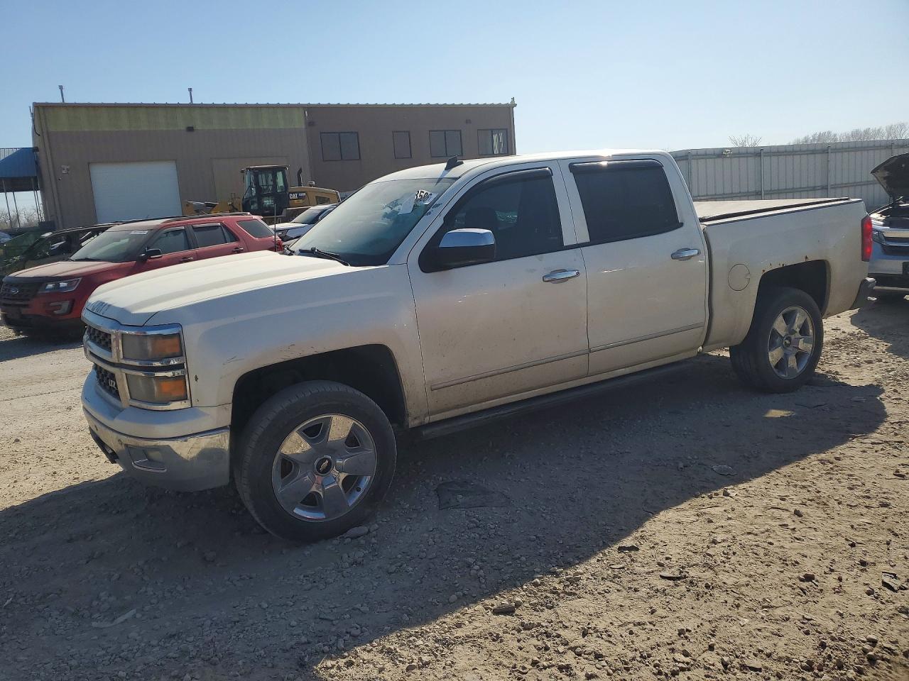 Salvage Chevrolet Silverado Image