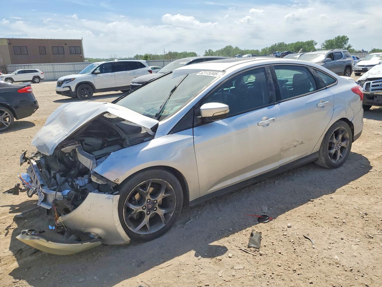 Salvage Ford Focus Image