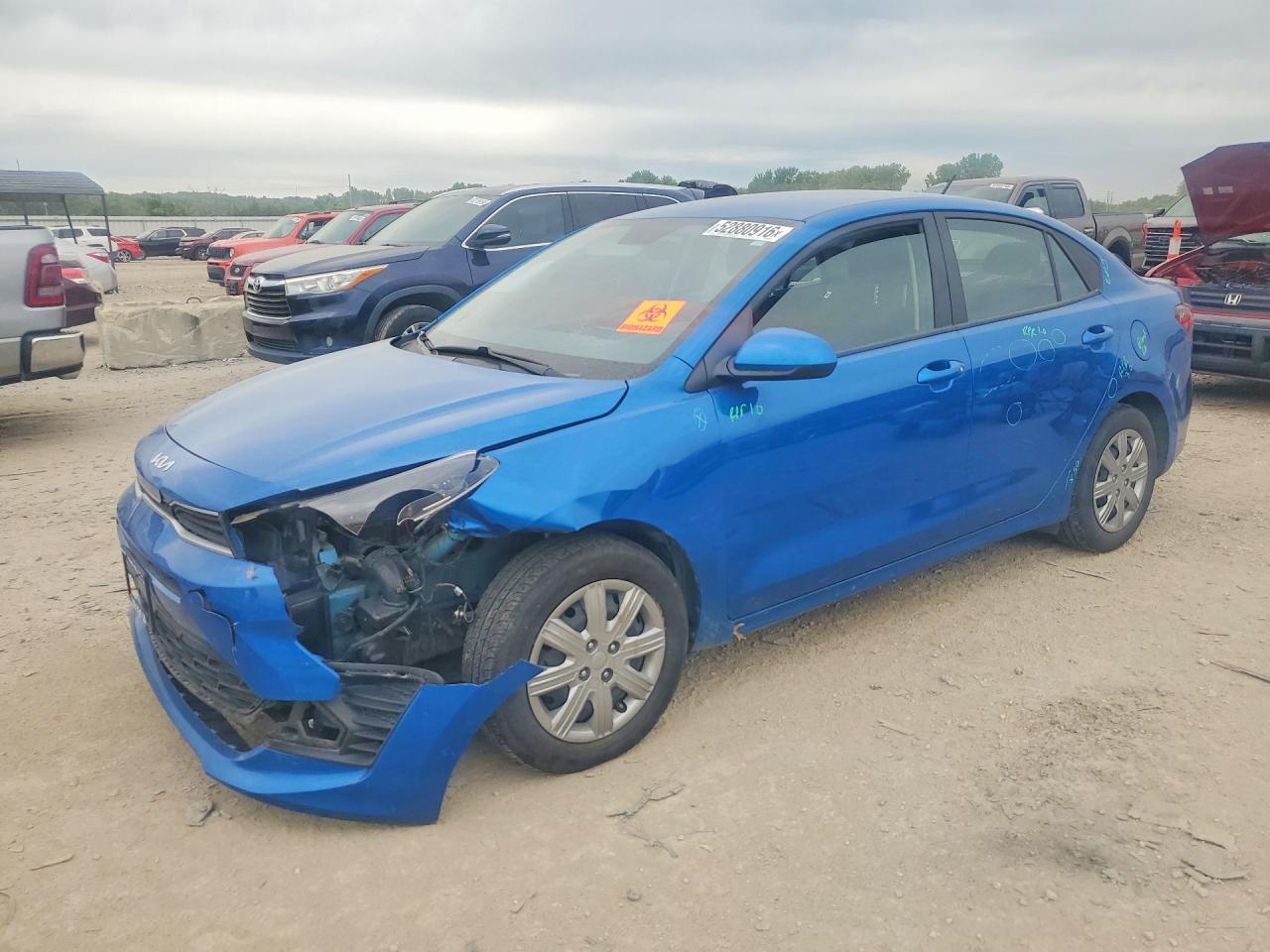 Salvage Kia Rio Image