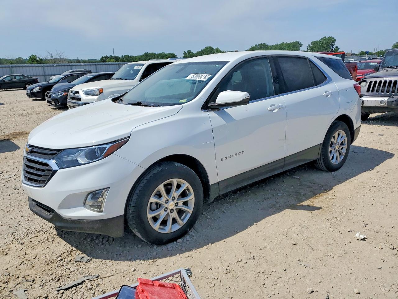 Salvage Chevrolet Equinox Image